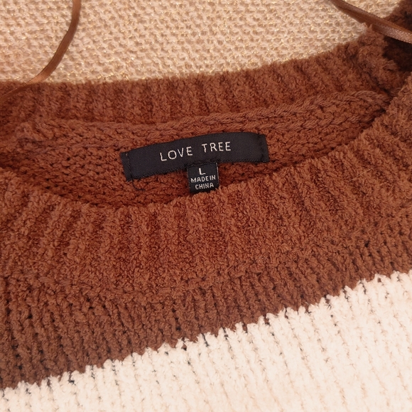 NWT Girl's Sweater/crop - Picture 5 of 6